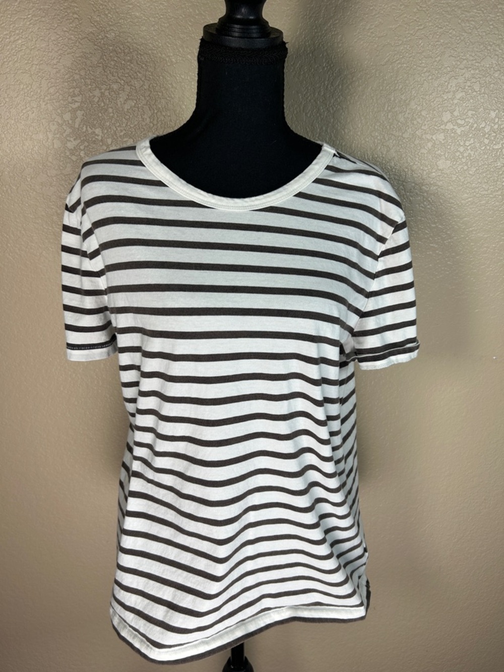 Gap Black & White Striped Crewneck Tee Size L